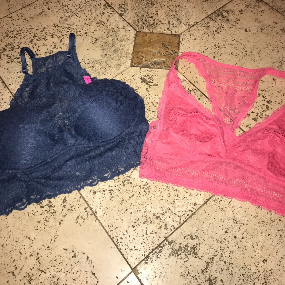 2 bras - Picture 3 of 5